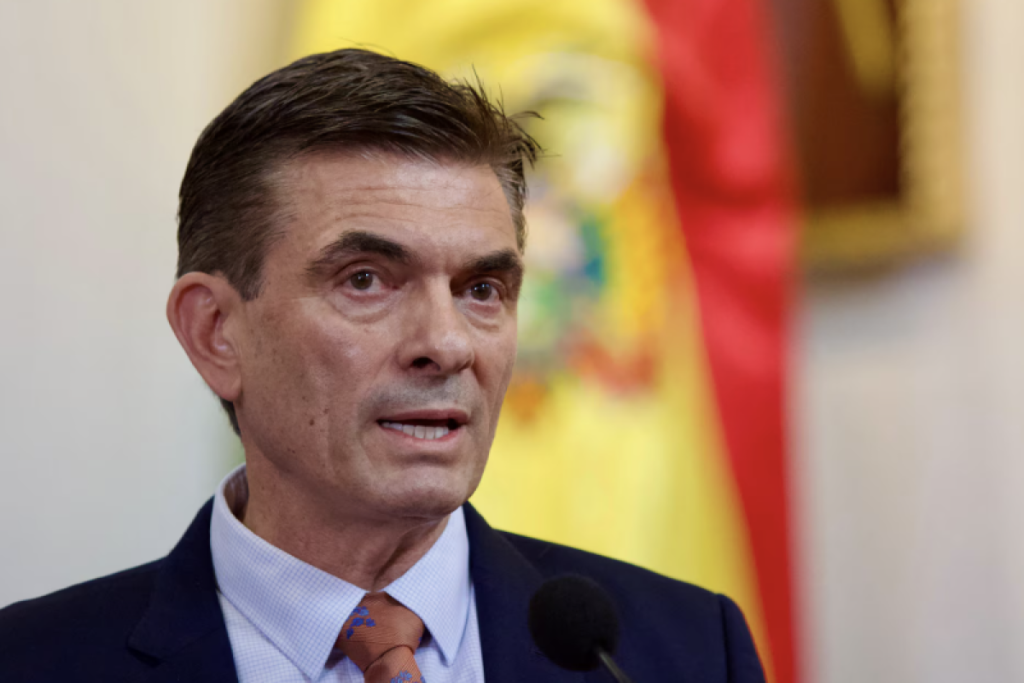 Presidente de Bolivia cambia ministro de Trabajo en medio de protestas y bloqueos