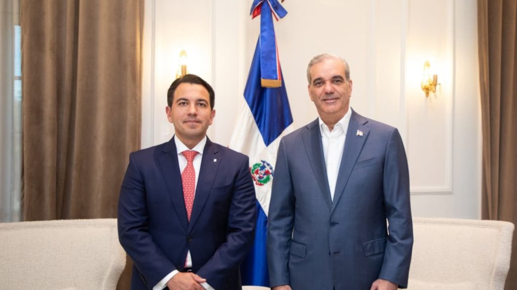 Presidente Abinader y Scotiabank resaltan liderazgo estratégico de RD en el mercado financiero regional