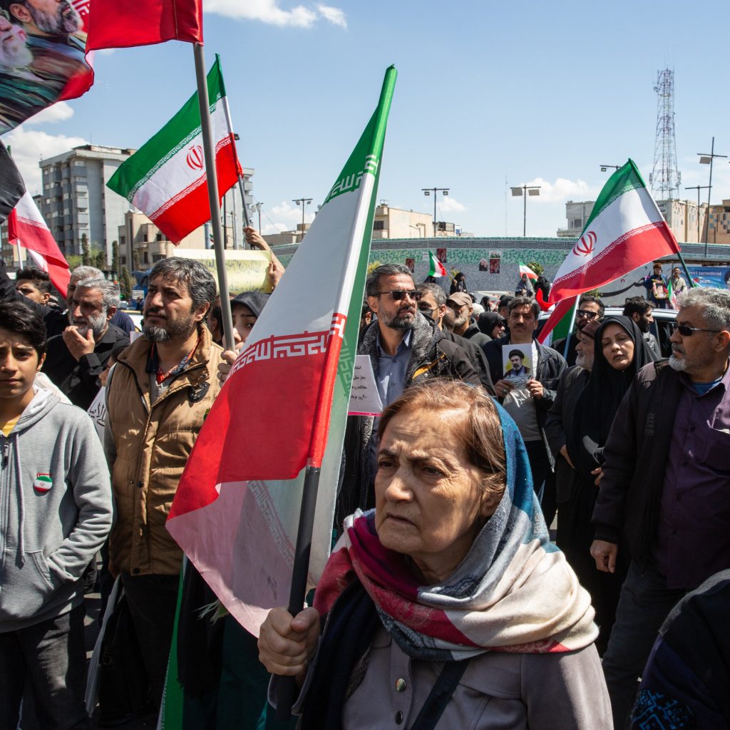 Irán afirma que ataques de EE.UU. dejan sin efecto el alto el fuego y advierte sobre consecuencias