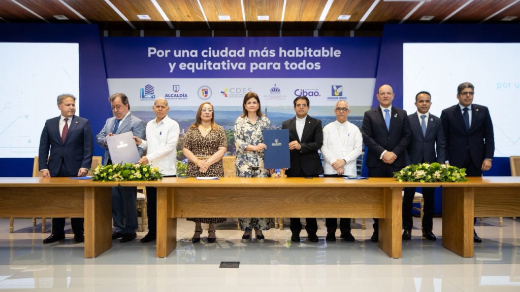 Santiago impulsa visión de desarrollo a largo plazo con la firma del “Pacto por una Mejor Ciudad”