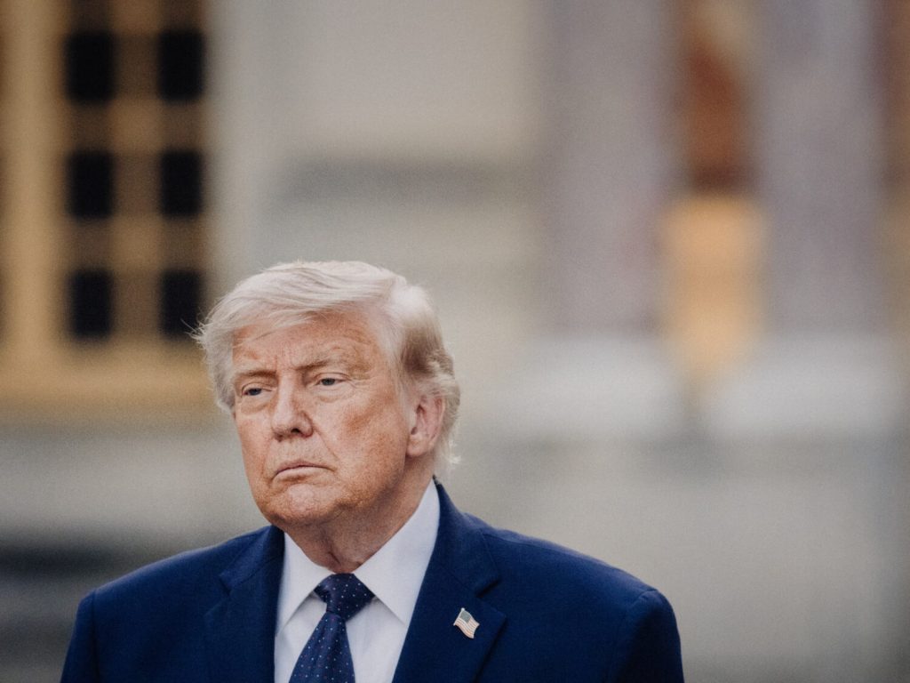 Trump ofrece ayuda a Venezuela tras los fuertes terremotos